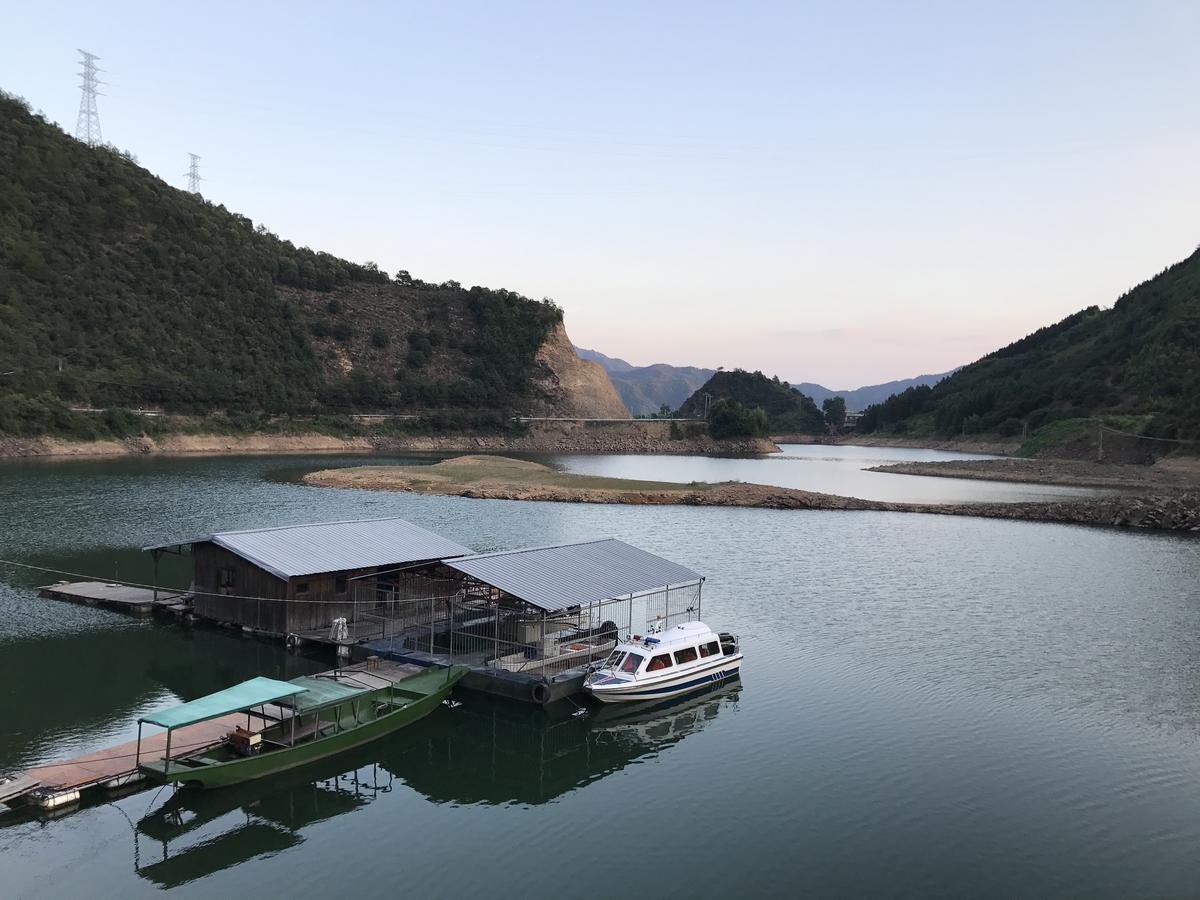 The Lake View Deyishe Resort In Thousand Island Lake Qianwu Exterior foto