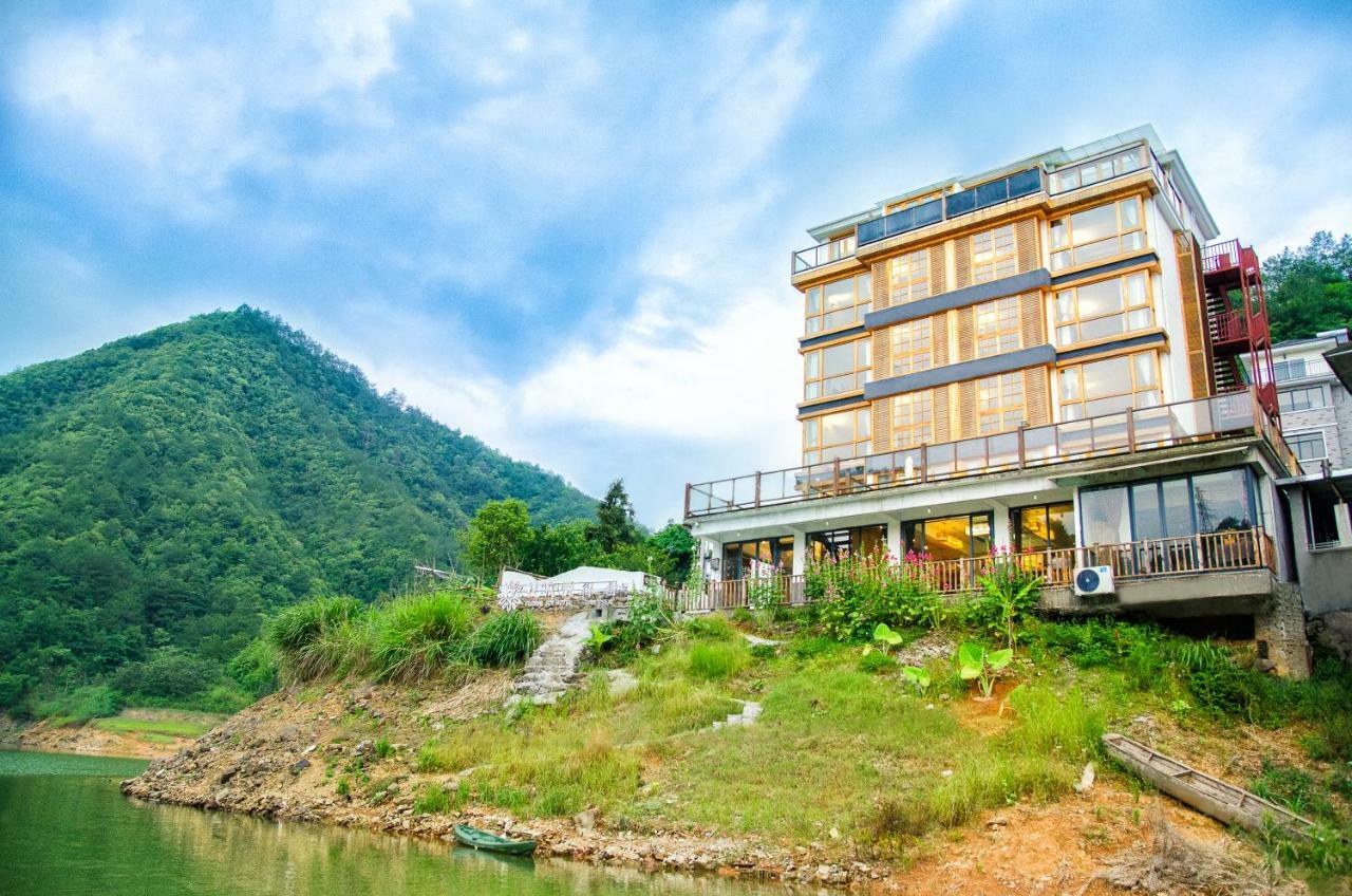 The Lake View Deyishe Resort In Thousand Island Lake Qianwu Exterior foto